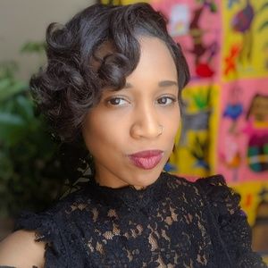 Meet your Posher, Sharonda